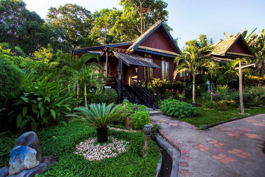Chanthavinh Resort & Spa Luang Prabang 3*,  Laos